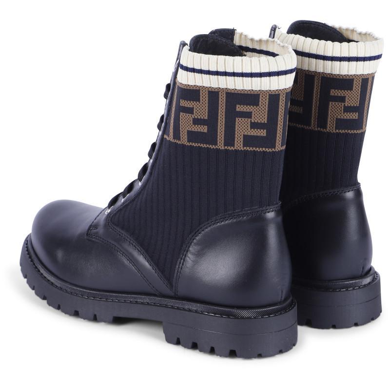 商品Fendi|经典黑色系带马丁靴,价格¥5126,第4张图片详细描述