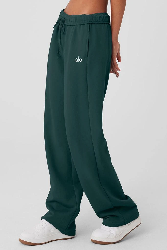 商品Alo|Accolade Straight Leg Sweatpant - Midnight Green,价格¥885,第5张图片详细描述