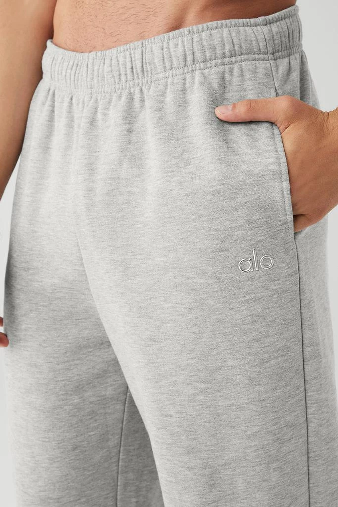 商品Alo|Accolade Sweatpant - Athletic Heather Grey,价格¥879,第4张图片详细描述