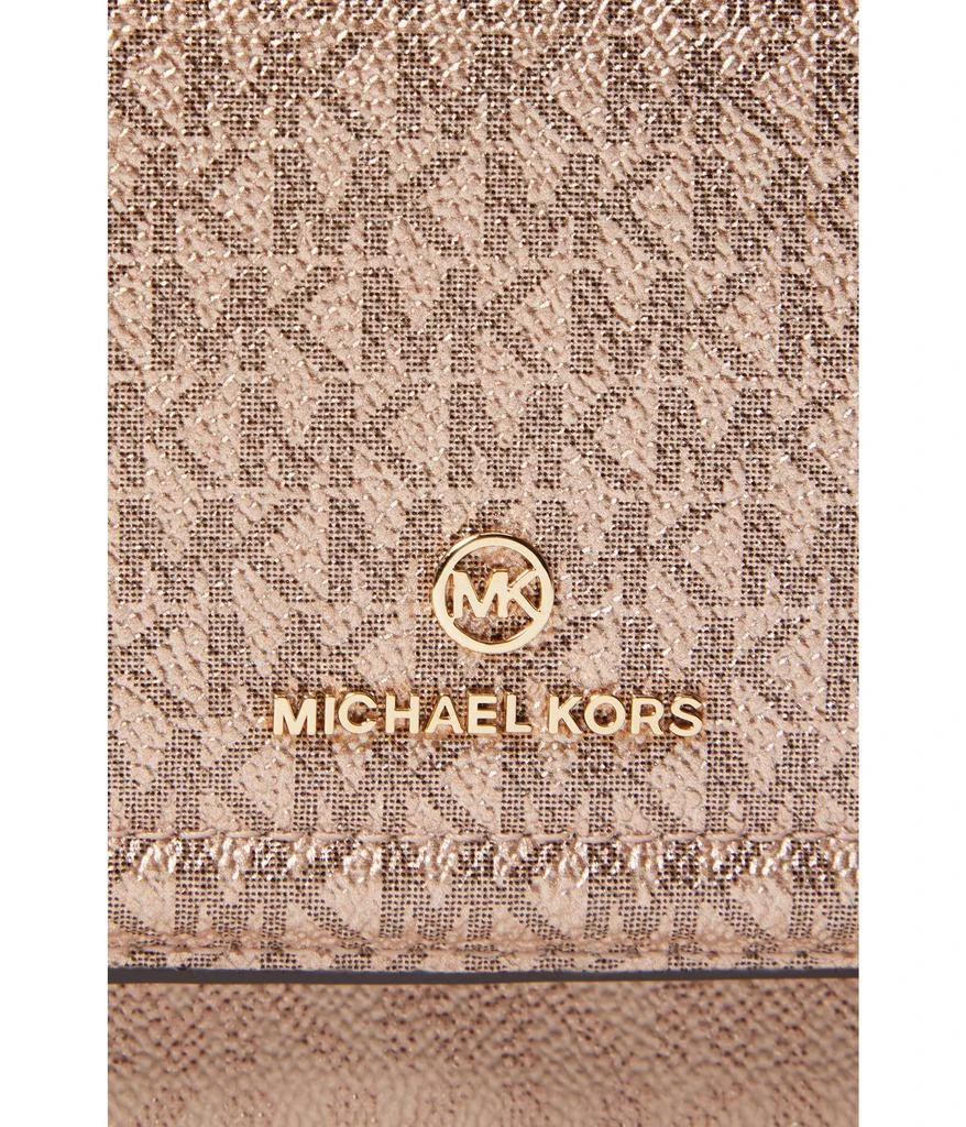 商品Michael Kors|Jet Set Charm Small North/South Chain Phone Crossbody,价格¥929,第4张图片详细描述