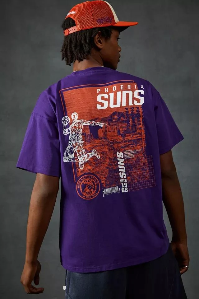 商品Urban Outfitters|ULTRA GAME Phoenix Suns Big City Boxy Fit Tee,价格¥295,第1张图片