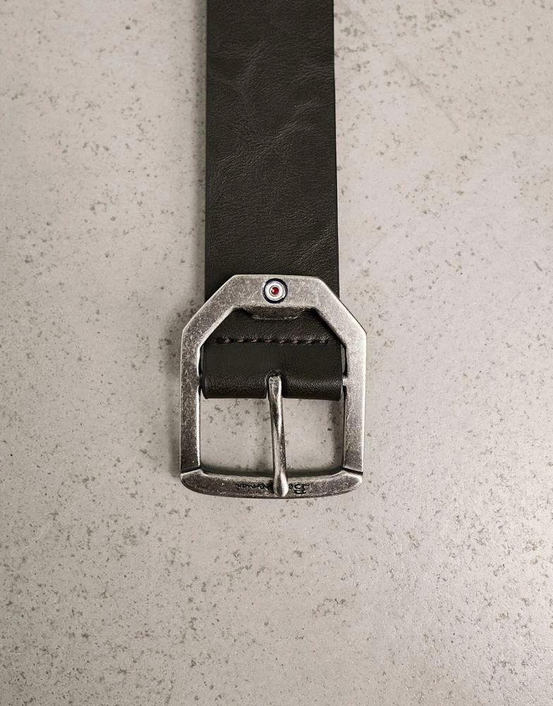 商品Ben Sherman|Ben Sherman Eastwood leather bottle opener buckle belt in brown,价格¥87,第3张图片详细描述