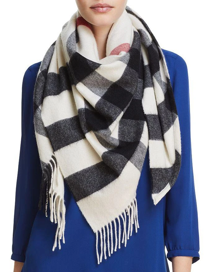 商品Burberry|Check Cashmere Bandana Scarf,价格¥3082,第1张图片
