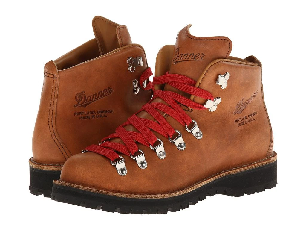 商品Danner|女款 Mountain Light Cascade 登山靴,价格¥3262,第1张图片