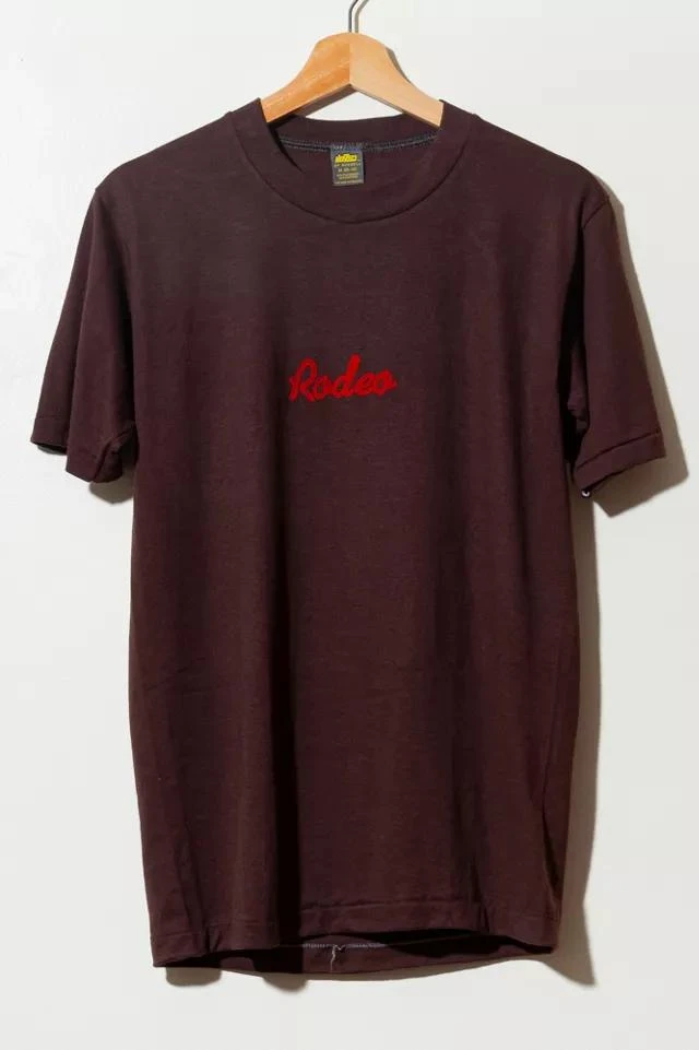 商品Urban Outfitters|Vintage 1980s Rodeo Chain Stitch Iron Patch Spell Out Brown T-Shirt Made in USA,价格¥825,第1张图片