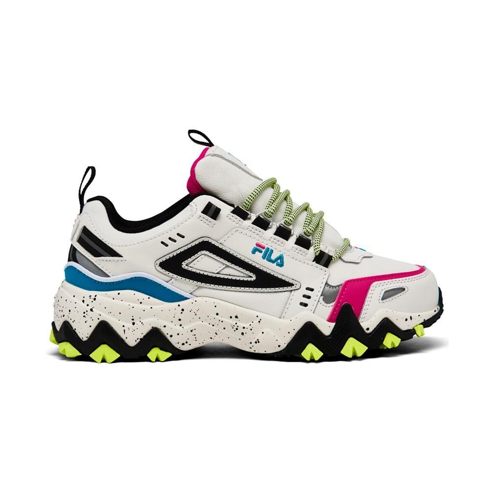 商品Fila|Women's Oakmont TR Casual Sneakers from Finish Line,价格¥376,第4张图片详细描述