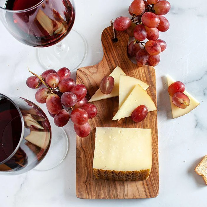 商品igourmet|Three Cheeses for Merlot Pairing Gift Box,价格¥597,第2张图片详细描述