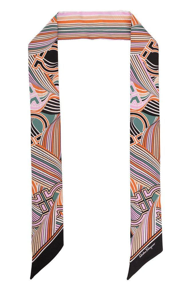 商品Salvatore Ferragamo|Salvatore Ferragamo Bandana Printed Scarf,价格¥790,第1张图片
