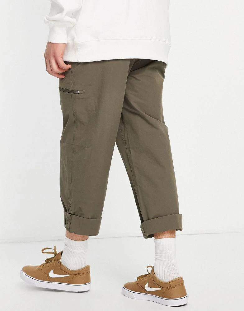 商品The North Face|The North Face Exploration Convertible trousers in brown,价格¥454,第2张图片详细描述