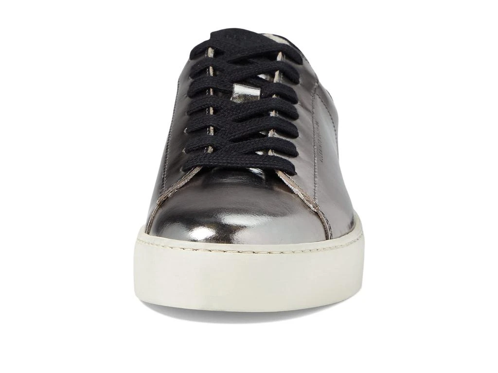 Shana Metallic Sneaker 商品