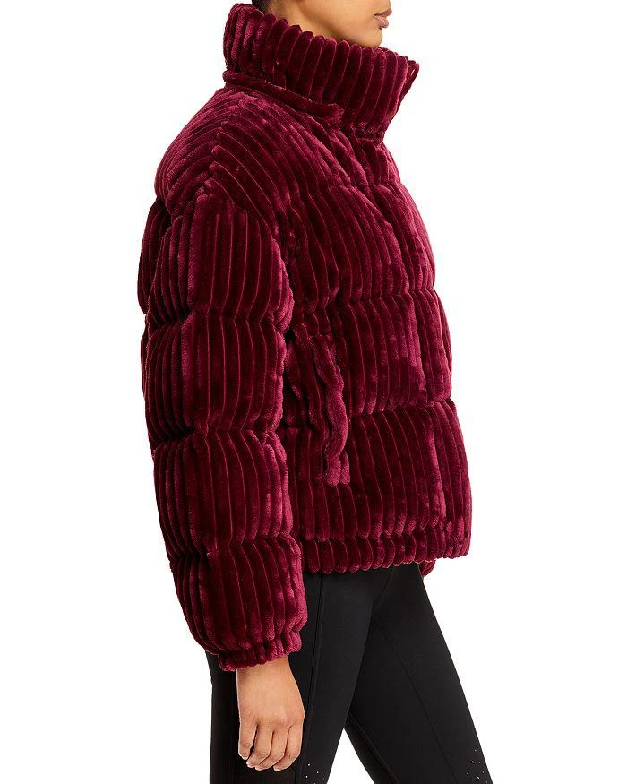 商品Moncler|Daos Short Puffer Jacket,价格¥9788,第5张图片详细描述