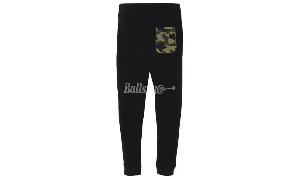 商品Bape|BAPE Camo Shark Reversible Sweatpants Black,价格¥3160,第2张图片详细描述