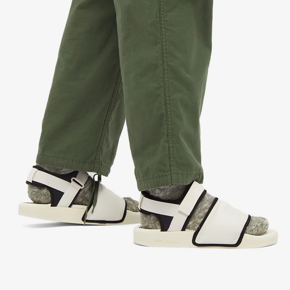Adidas x Pharrell Williams Adilette 2.0 商品