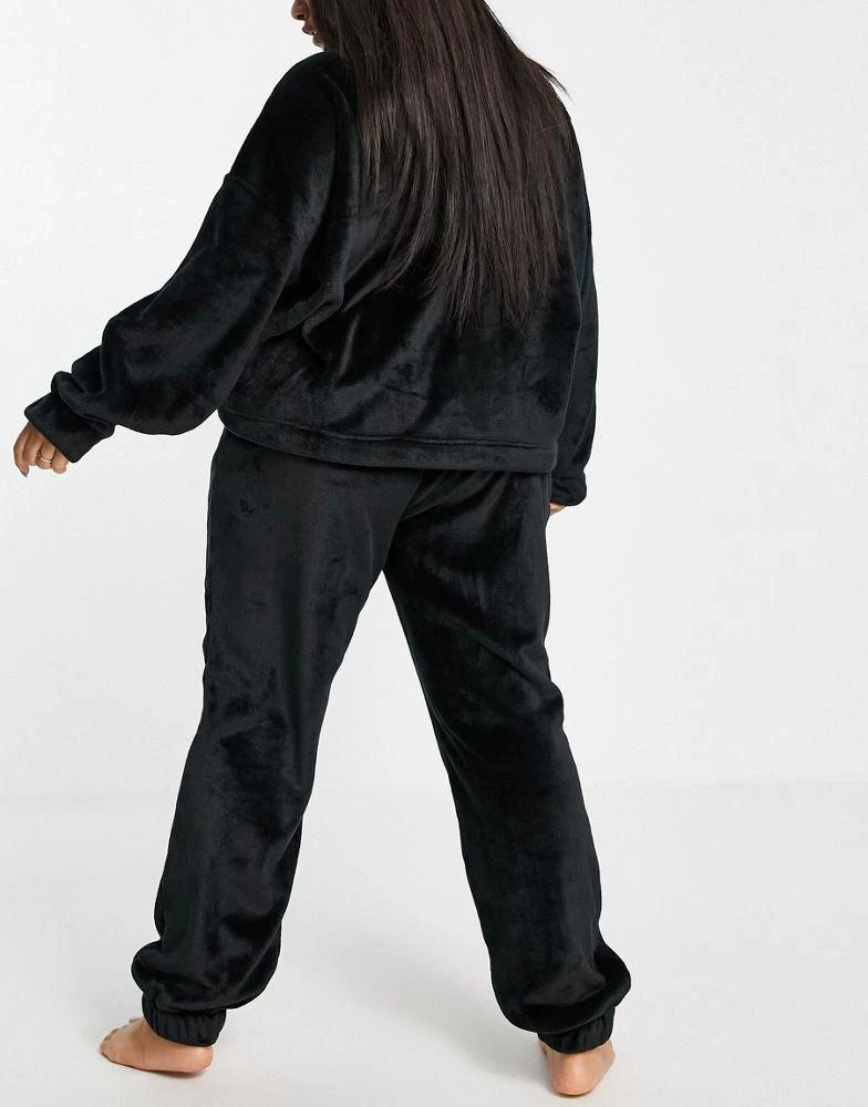 商品ASOS|ASOS DESIGN Curve lounge super soft fleece zip up sweat & jogger set in black,价格¥329,第3张图片详细描述