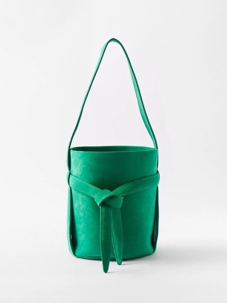 商品The Row|Leo knotted mini suede bucket bag,价格¥9322,第1张图片