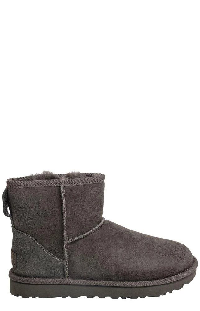 商品UGG|UGG Classic Mini II Ankle Boots,价格¥1204,第1张图片