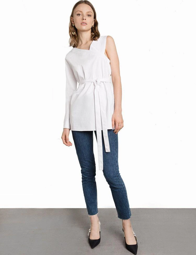 商品Pixie Market|Side Button Belted White Asymmetric Top,价格¥470,第2张图片详细描述