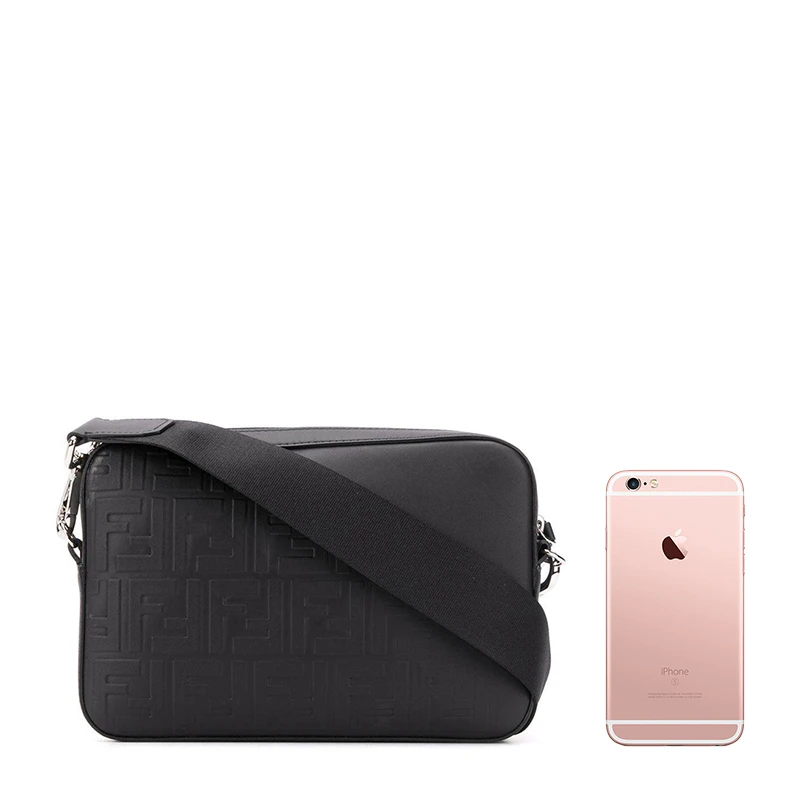 FENDI 男士黑色FF 图案手拿包 7M0293-A9ZC-F0GXN 商品