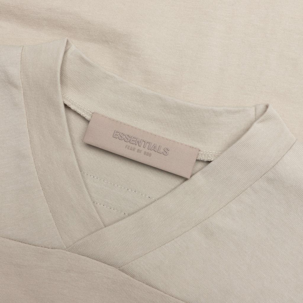 商品Essentials|Fear of God Essentials Kid's Football Tee - Wheat,价格¥295,第5张图片详细描述