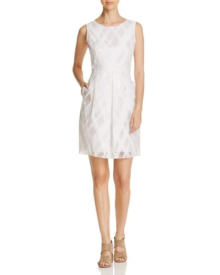 商品St. Emile|St. Emile Perth Textured Burnout Dress,价格¥2235,第1张图片