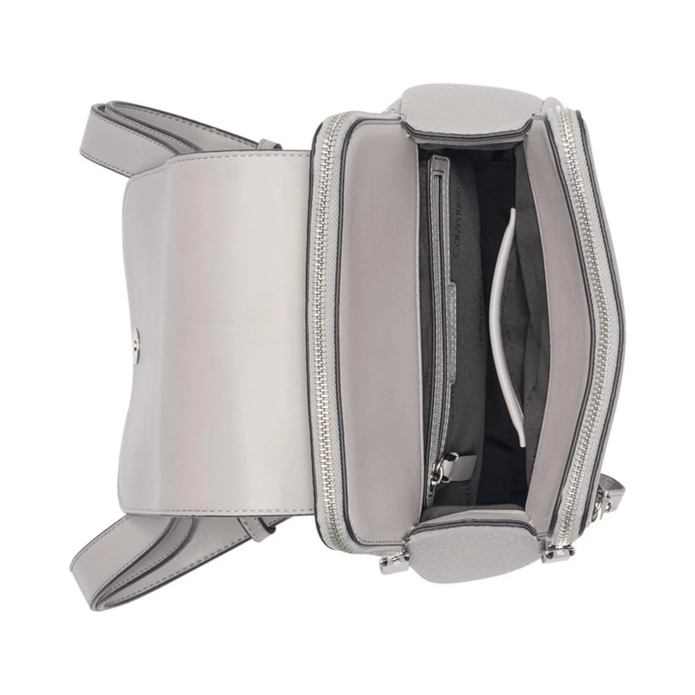 商品Calvin Klein|Garnet Triple Compartment Leather Backpack,价格¥750,第4张图片详细描述