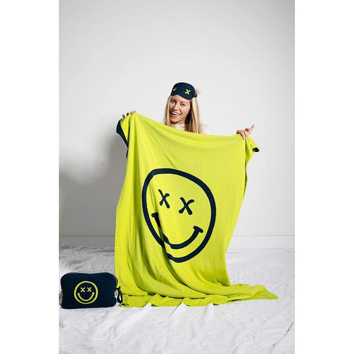 商品Pink Lemonade|Smiley Travel Throw Blanket,价格¥823,第2张图片详细描述