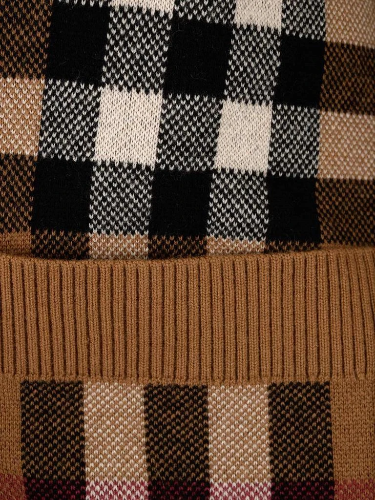 商品Burberry|Burberry Checked Knitted Cardigan,价格¥7558,第3张图片详细描述