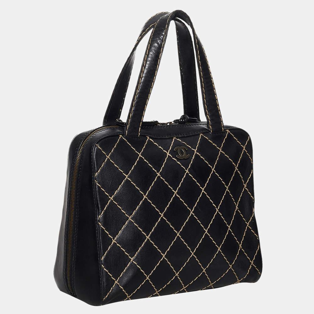 Chanel Black Wild Stitch Leather Handbag商品第2张图片规格展示