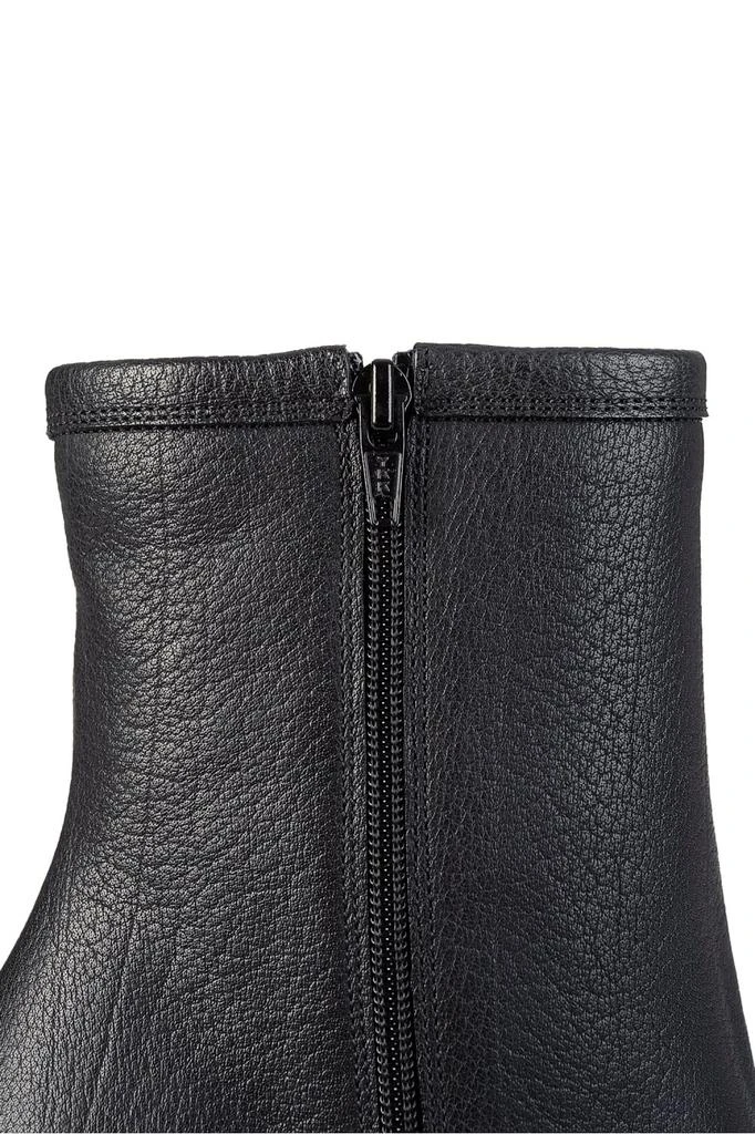 商品MAISON MARGIELA|
Maison Margiella Womens Off Set Heel ,价格¥2364,第5张图片详细描述