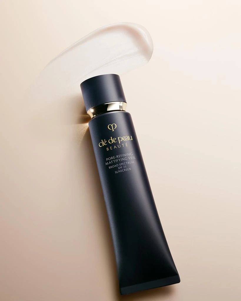 商品Cle de Peau|Pore-Refining Mattifying Veil SPF 25, 1.4 oz.,价格¥657,第3张图片详细描述