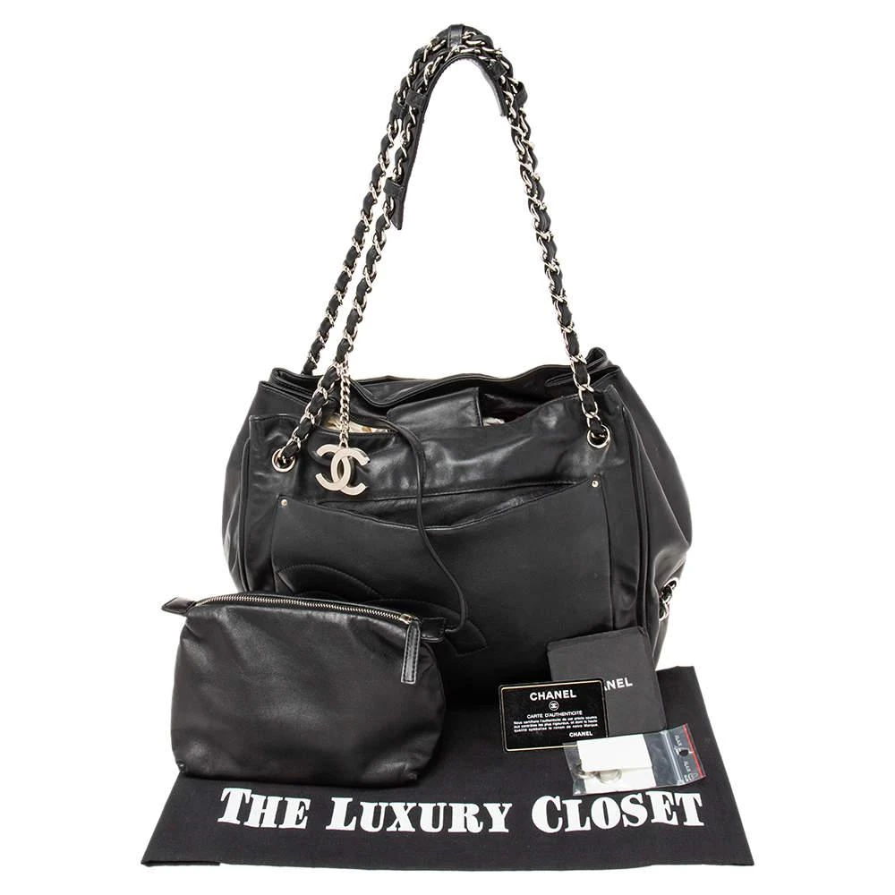 Chanel Black Leather Accordion Shoulder Bag 商品