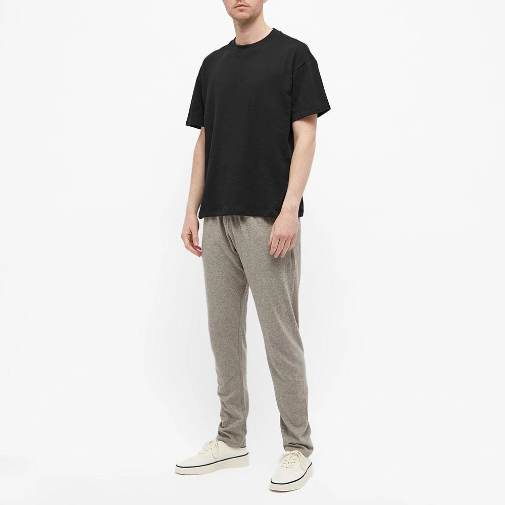 商品Essentials|Fear of God ESSENTIALS Tee - 3 Pack - Stretch Limo,价格¥952,第5张图片详细描述