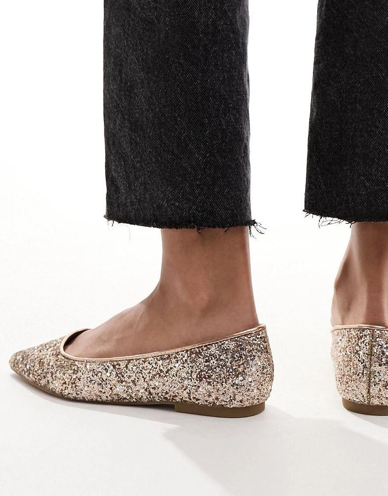 商品ASOS|ASOS DESIGN Lucky pointed ballet flats in rose gold glitter,价格¥114,第2张图片详细描述