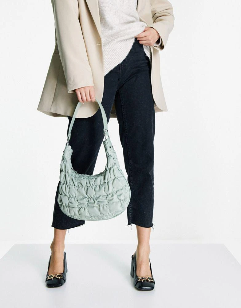 商品ASOS|ASOS DESIGN slouchy shoulder bag in sage ruched nylon,价格¥83,第4张图片详细描述