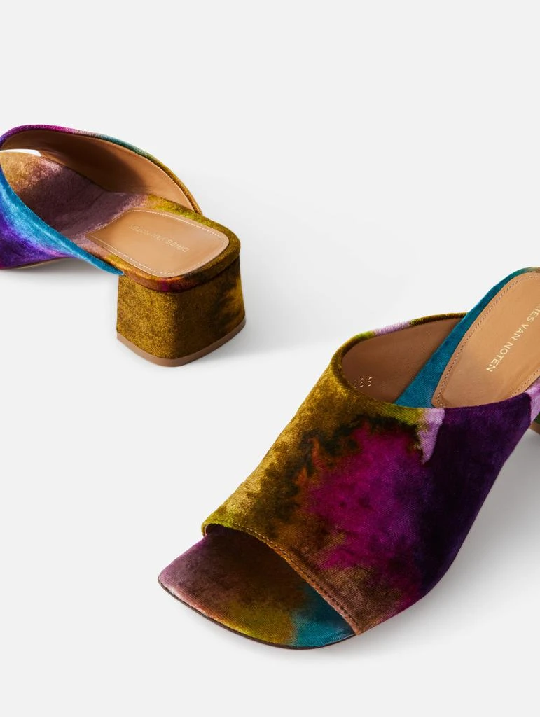 商品Dries Van Noten|Heeled Velvet Mule,价格¥1241,第3张图片详细描述