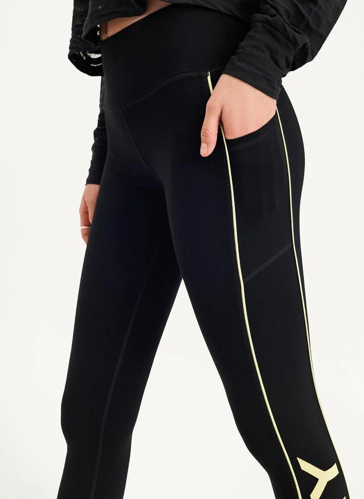 商品DKNY|High Waist Legging With Combo Piping & Logo Graphic,价格¥267,第5张图片详细描述