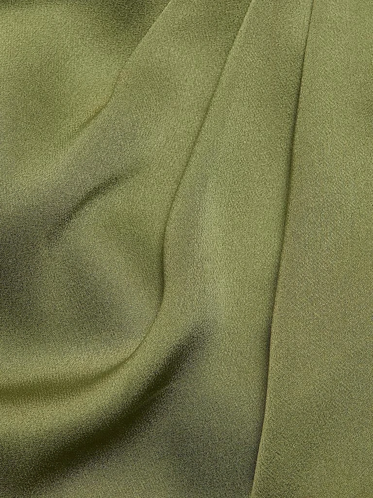 Izel Boatneck Cape Gown 商品