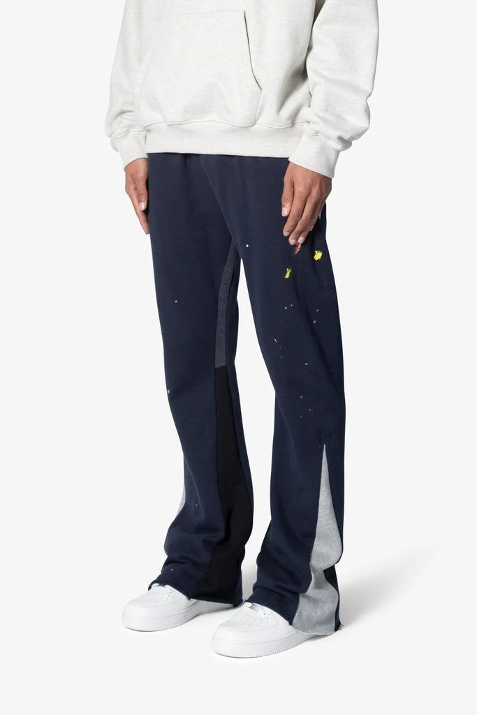 商品MNML|Contrast Bootcut Sweatpants - Navy,价格¥516,第3张图片详细描述