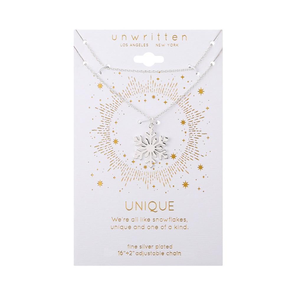 商品Unwritten|Silver Plated Snowflake Pendant Faux Layered Necklace,价格¥144,第4张图片详细描述