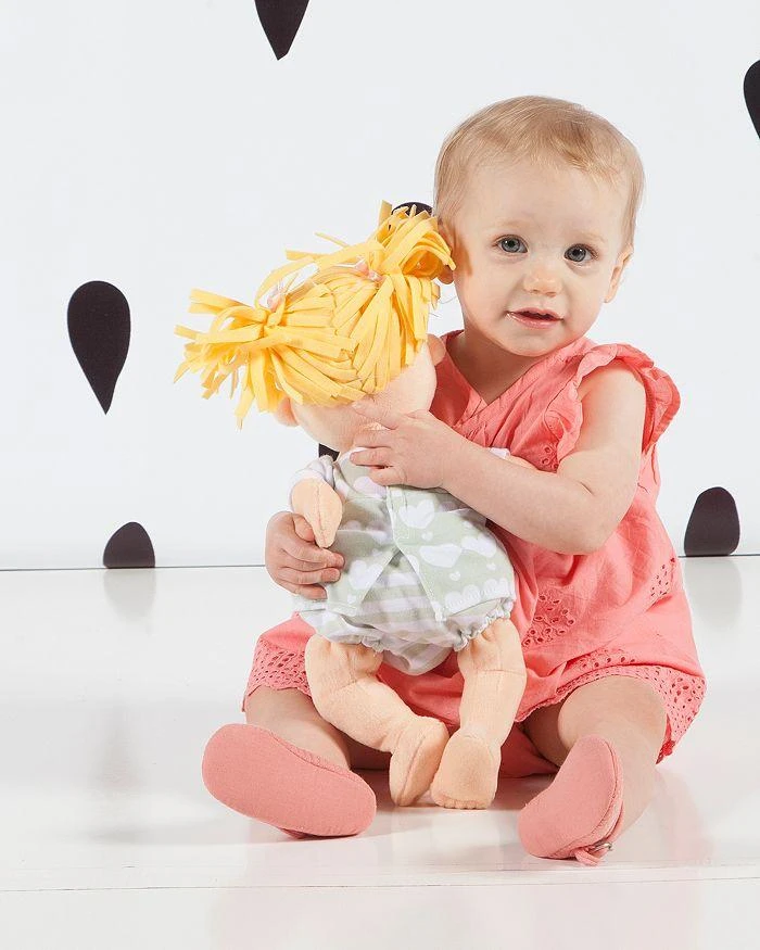 商品Manhattan Toy|Baby Stella Blonde Hair Soft Nurturing First Baby Doll - Ages 12 Months+,价格¥321,第3张图片详细描述