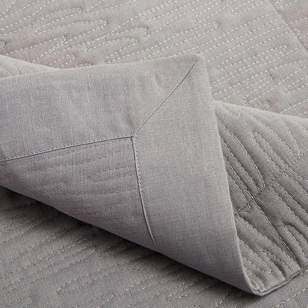 Wave Quilted Coverlet, Queen 商品