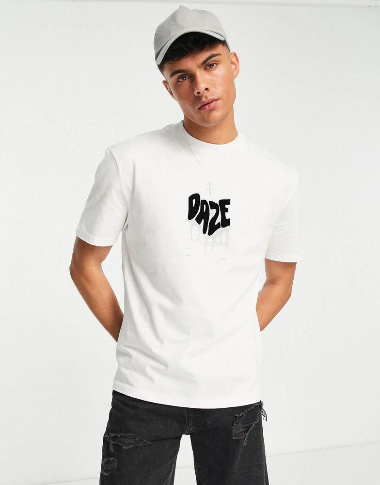 商品River Island|River Island daze print t-shirt in white,价格¥197,第3张图片详细描述