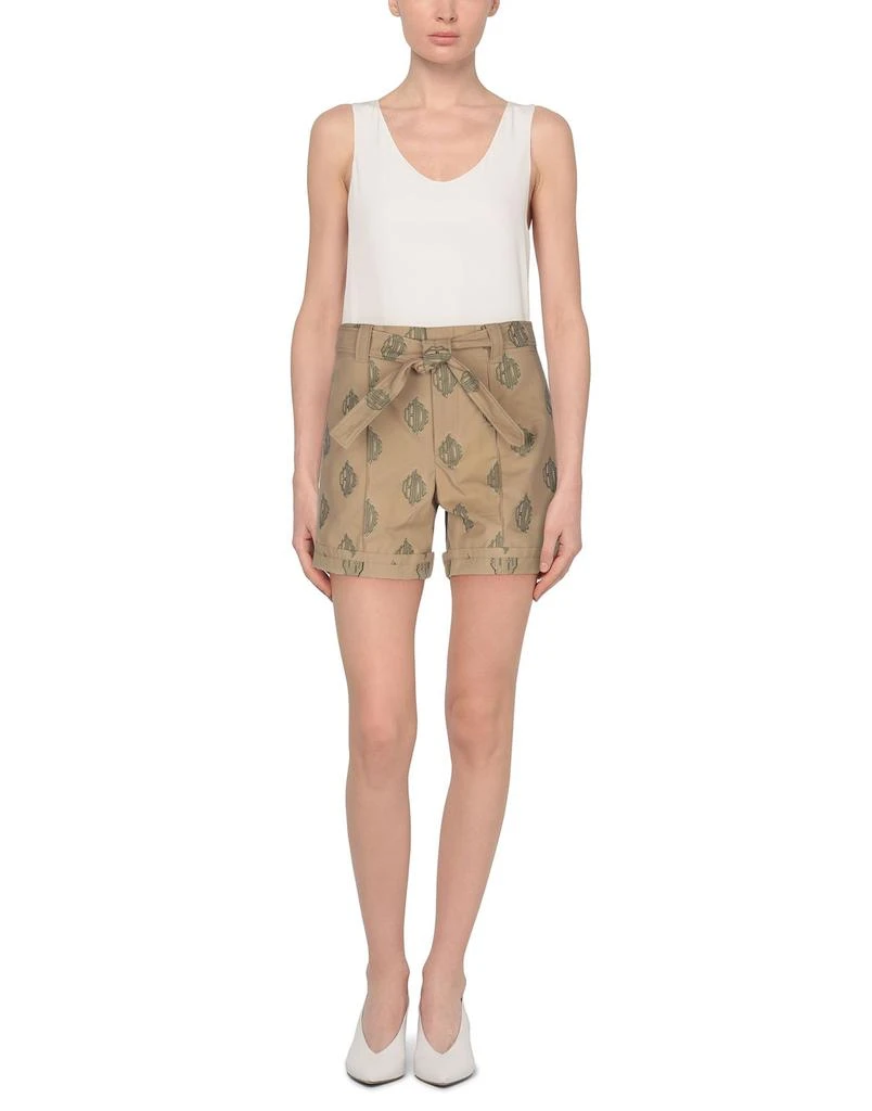 商品Chloé|Shorts & Bermuda,价格¥2557,第2张图片详细描述