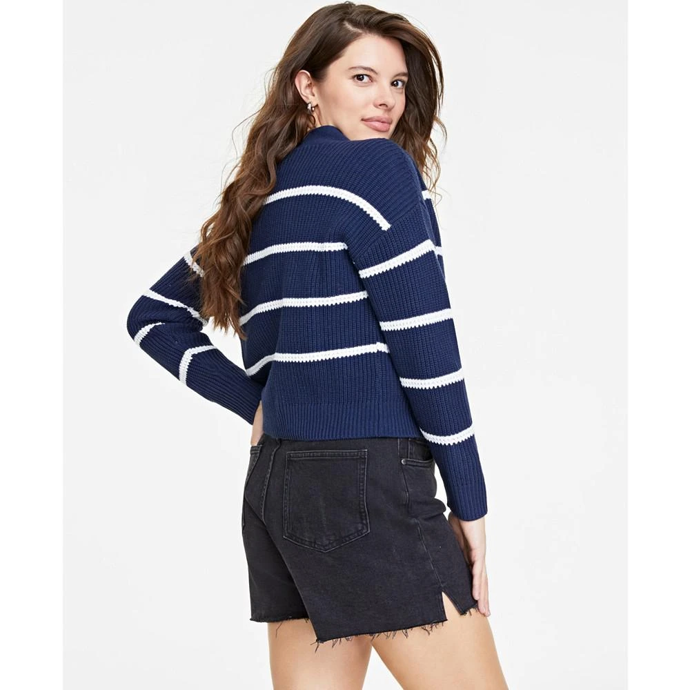 商品On 34th|Women's Striped Patch-Pocket V-Neck Cardigan, Created for Macy's,价格¥268,第2张图片详细描述