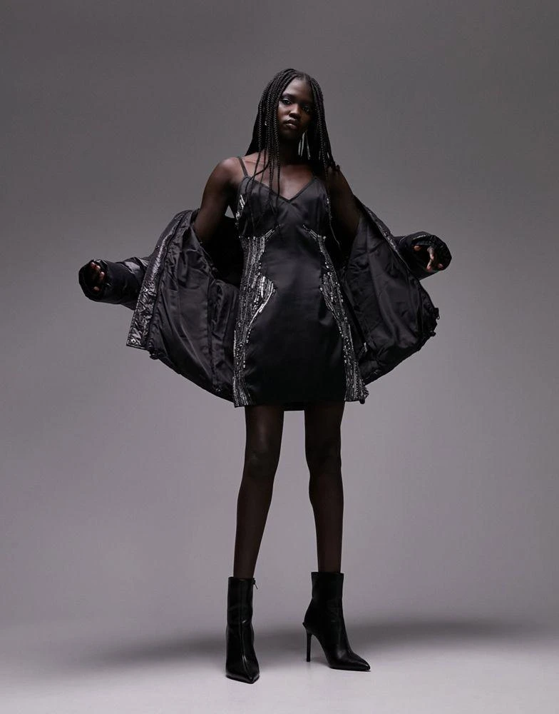 商品Topshop|Topshop body contour sequin mini slip dress in black and silver,价格¥624,第4张图片详细描述