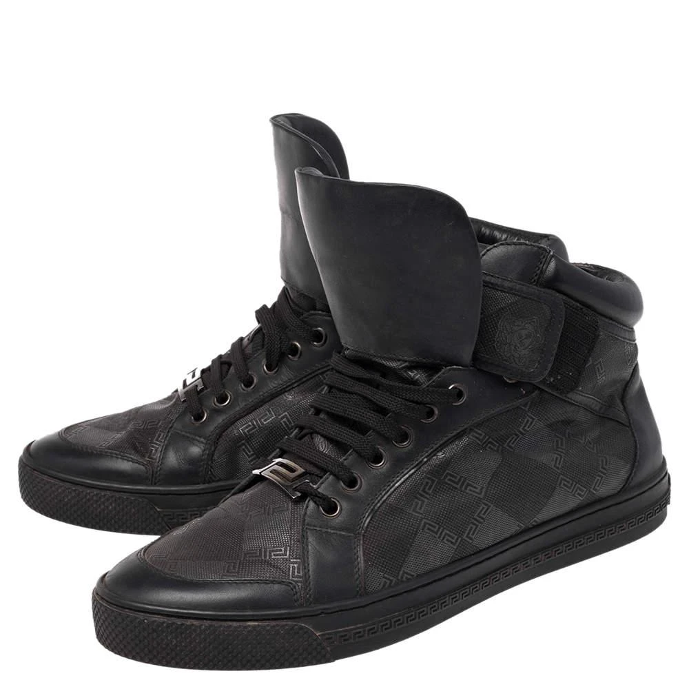 商品[二手商品] Versace|Versace Black Monogram Nylon and Leather Lace High Top Sneakers Size 41,价格¥1106,第4张图片详细描述