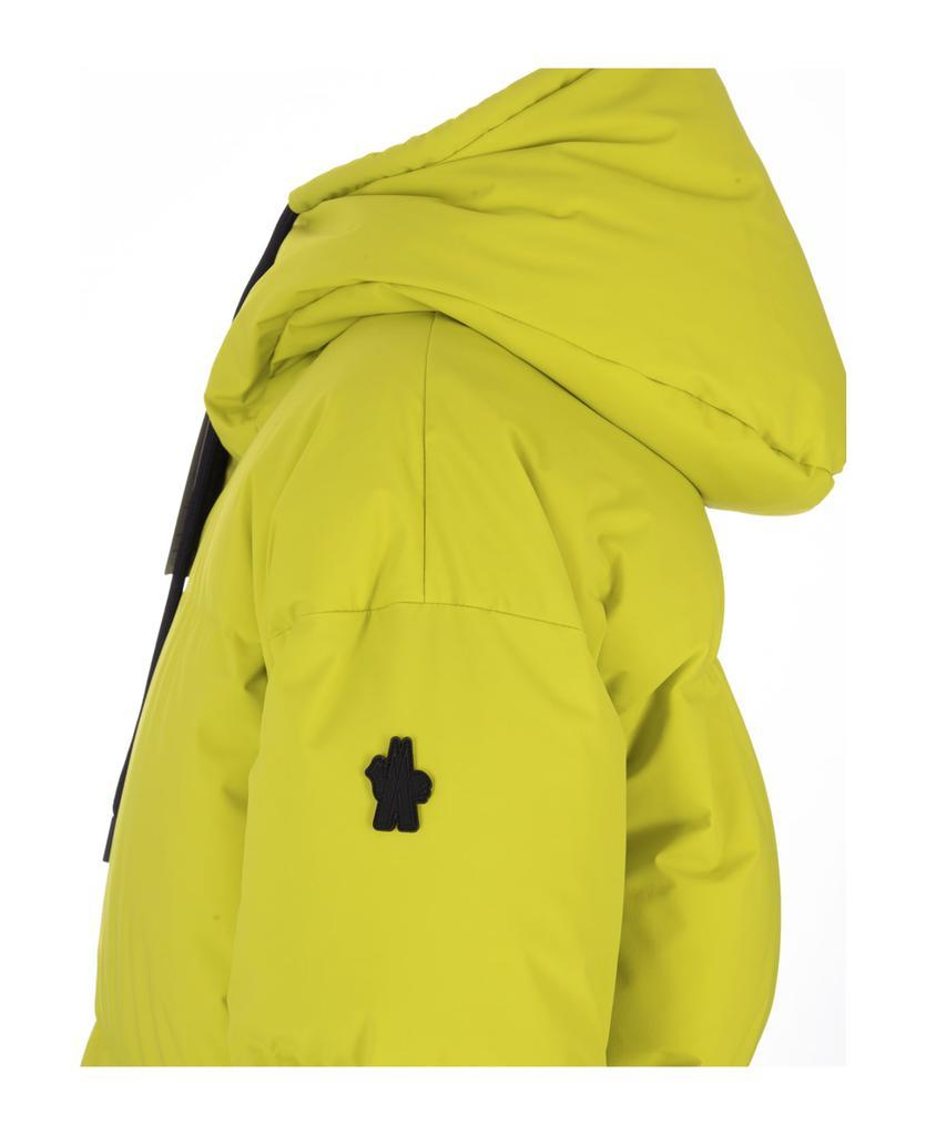 商品Moncler|Woman Lime Allesaz Short Down Jacket,价格¥10752,第5张图片详细描述