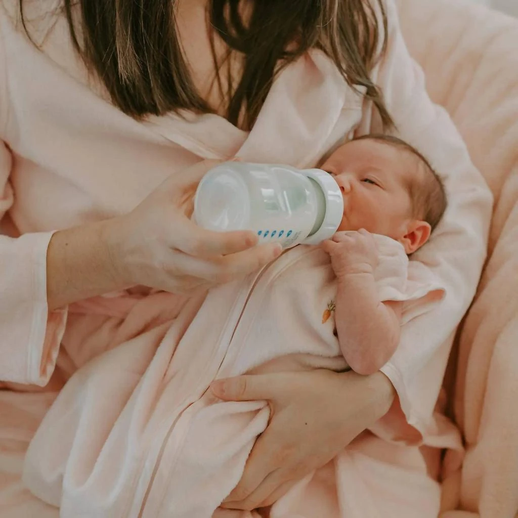 商品Bunnies By The Bay|Bunnies By The Bay - Baby Cuddle Me Wearable Blanket,价格¥339,第2张图片详细描述