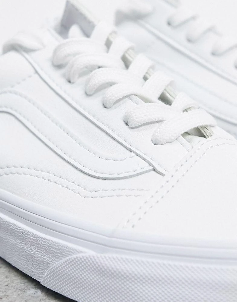 商品Vans|Vans Old Skool faux leather trainers in white,价格¥712,第4张图片详细描述