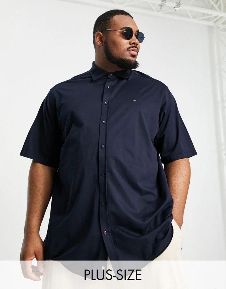 商品Tommy Hilfiger|Tommy Hilfiger Big & Tall 1985 icon logo short sleeve pique shirt in navy,价格¥742,第1张图片